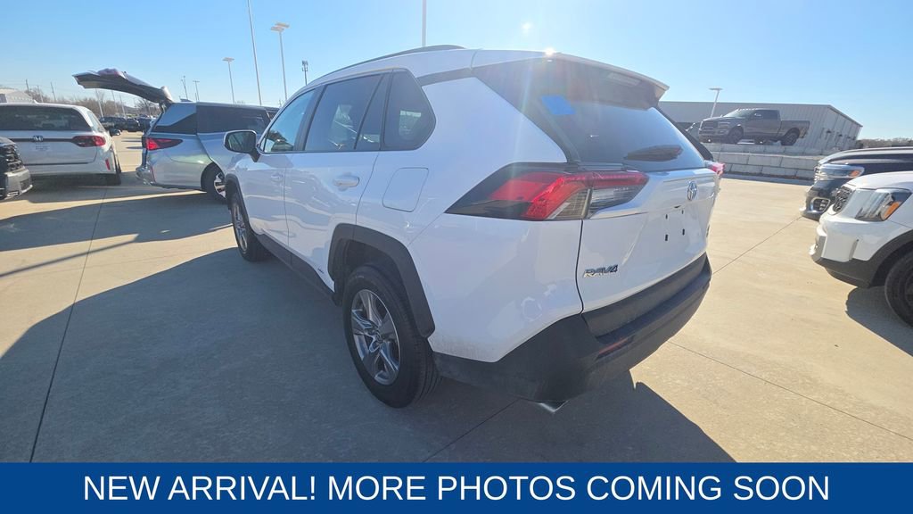 Used 2025 Toyota RAV4 XLE image 3