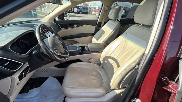 Used 2018 Lincoln MKX Reserve w/ Driver Assistance Package image 17