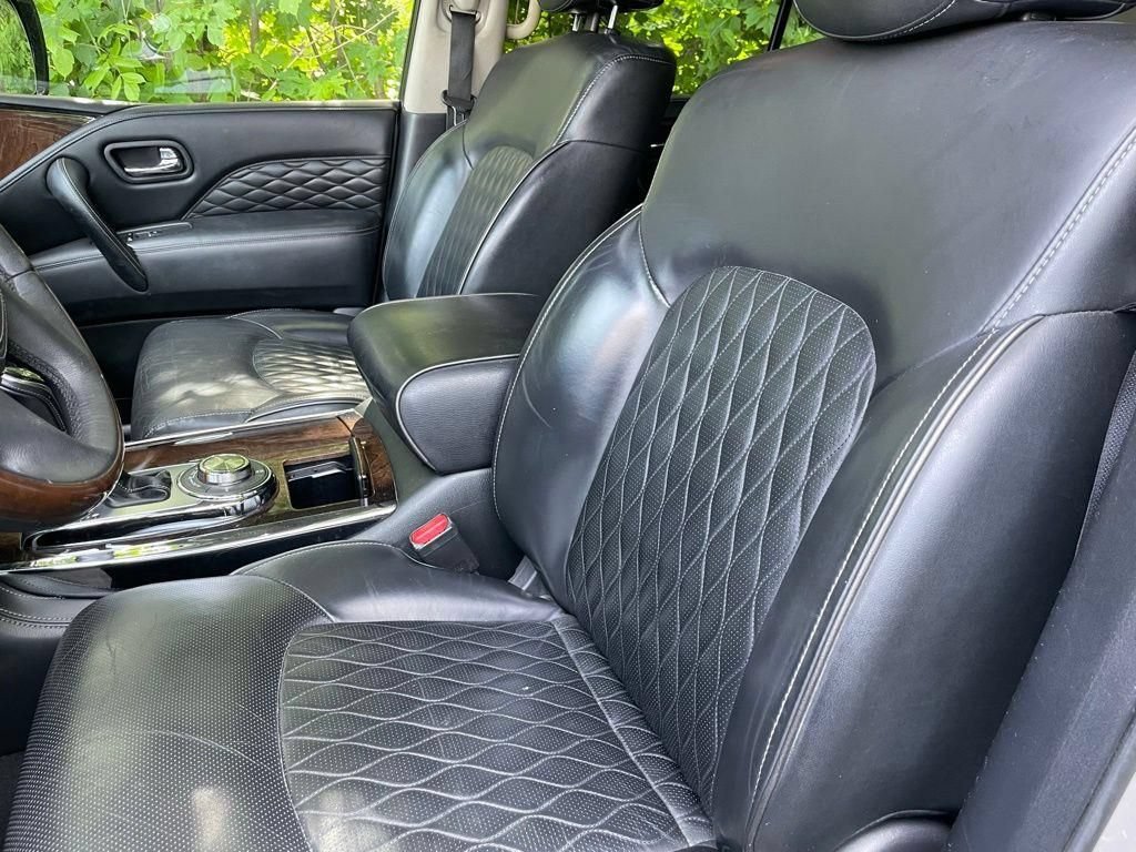 Used 2019 INFINITI QX80 Luxe w/ 22" Wheel Package AWD/4WD image 5
