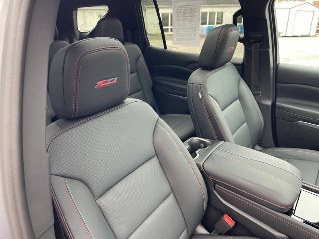 Used 2026 Chevrolet Traverse Z71 w/ Enhanced Driving Package AWD/4WD image 36
