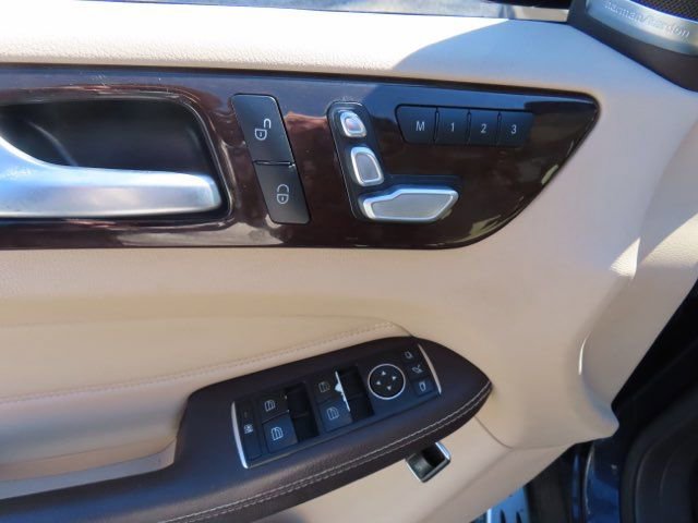 Used 2019 Mercedes-Benz GLE 400 4MATIC image 18