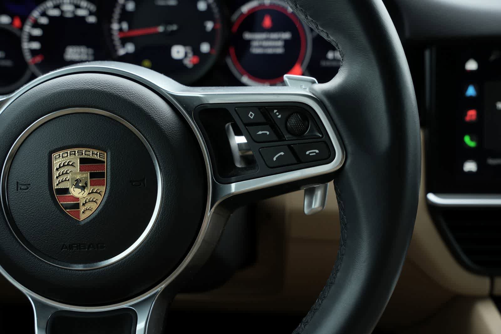 Used 2023 Porsche Cayenne Platinum Edition AWD/4WD image 10