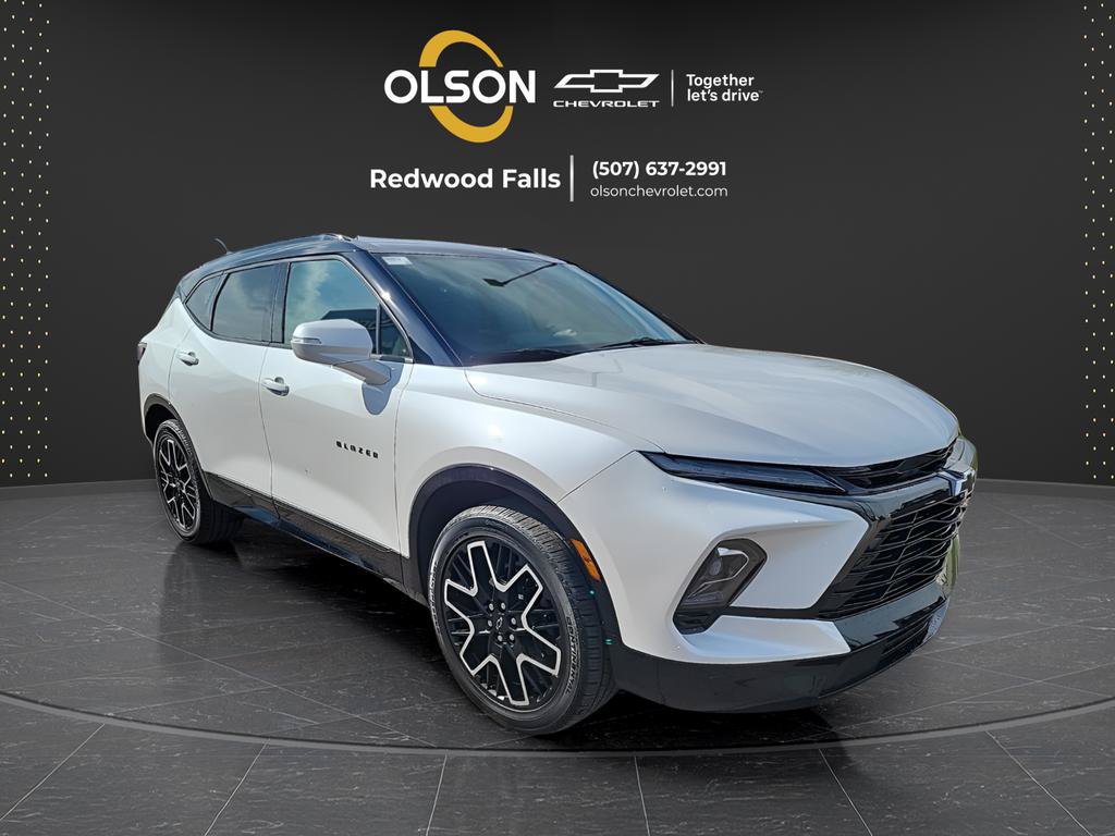 Used 2024 Chevrolet Blazer RS w/ Enhanced Convenience Package FWD image 7