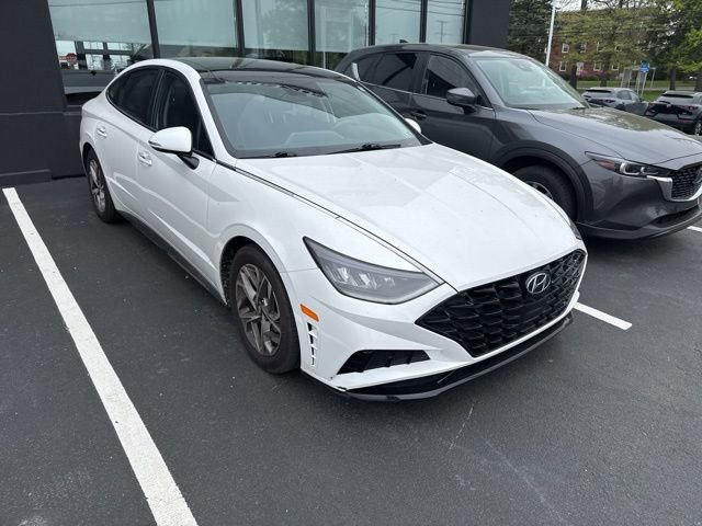 Used 2022 Hyundai Sonata SEL w/ Convenience Package FWD video 3