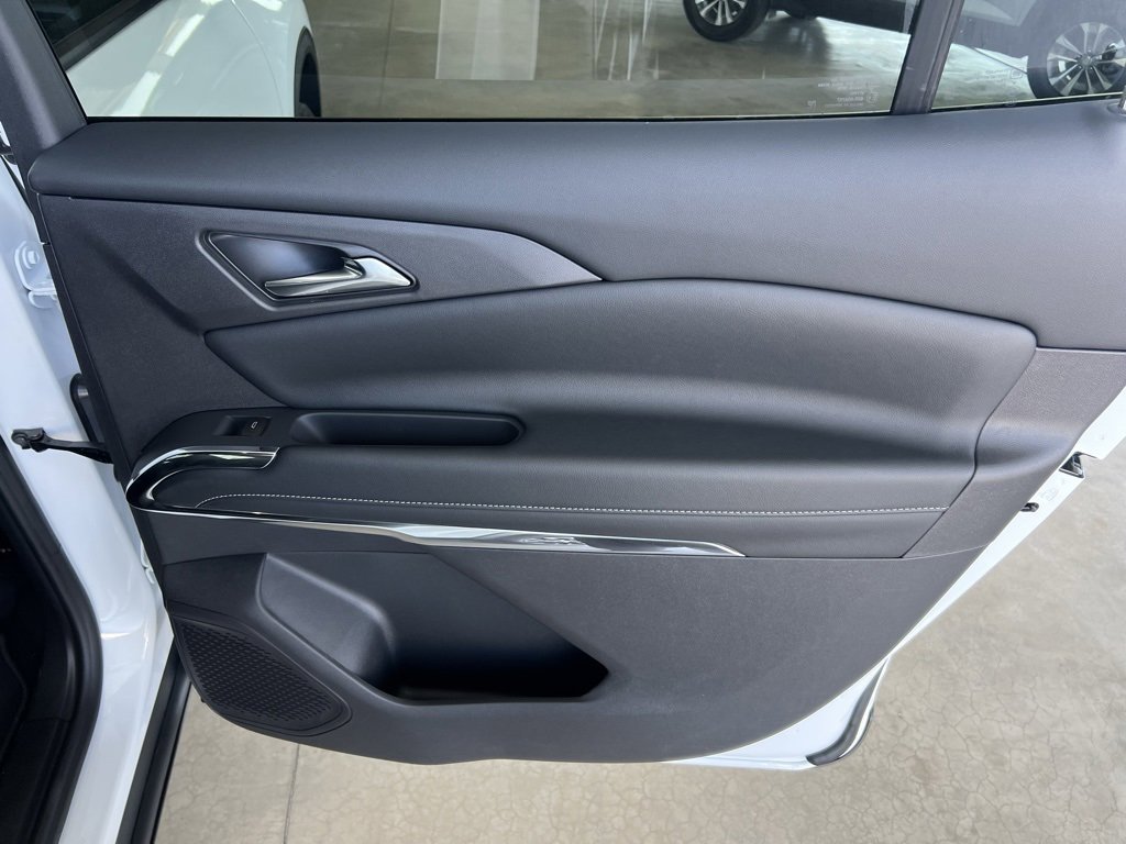 New 2026 Chevrolet Traverse LT w/ Sun and Wheel Package image 22