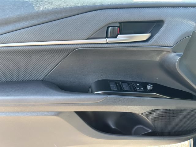 Certified 2025 Toyota Camry SE AWD/4WD image 12