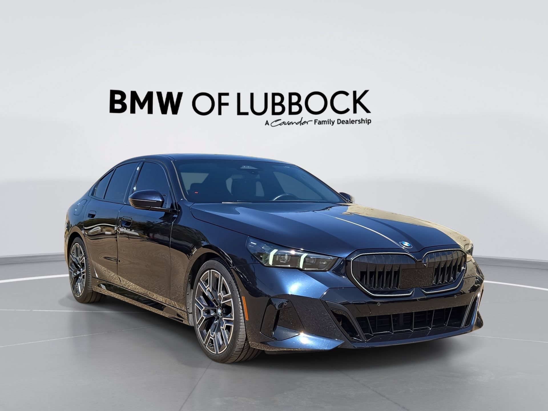 Used 2024 BMW 540i xDrive w/ Premium Package AWD/4WD video 1