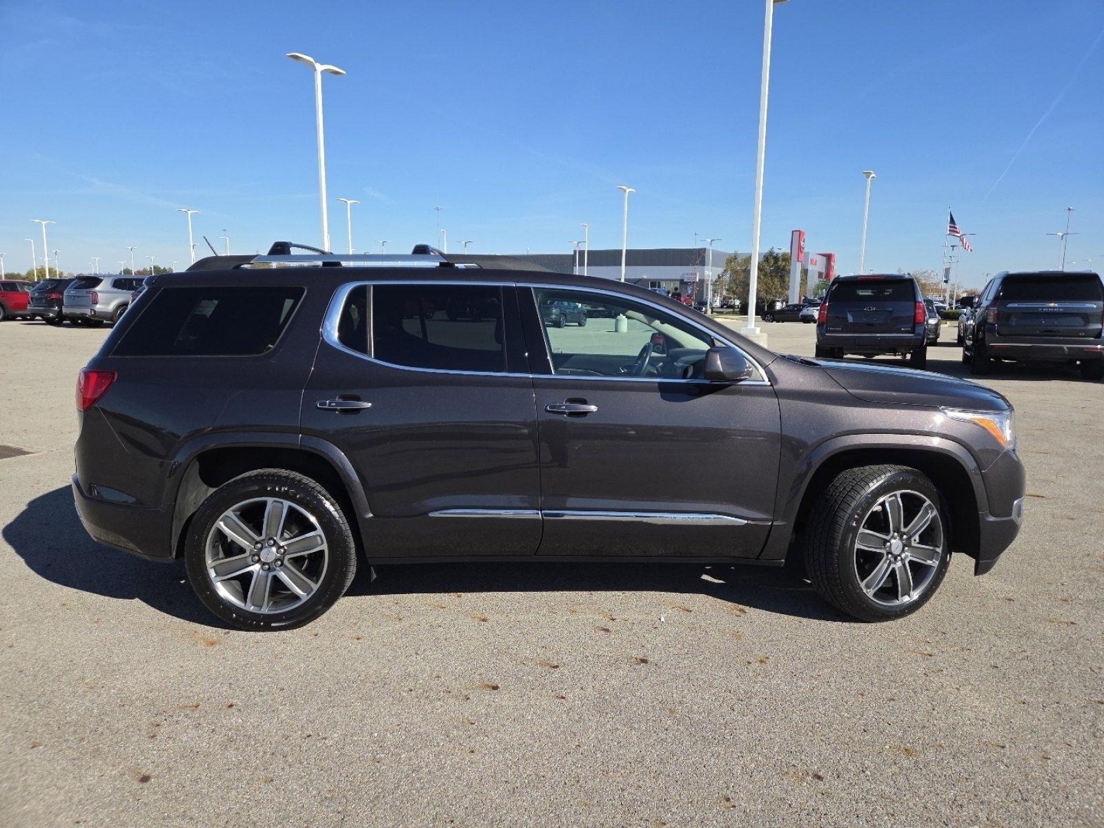 Used 2018 GMC Acadia Denali w/ Technology Package image 17