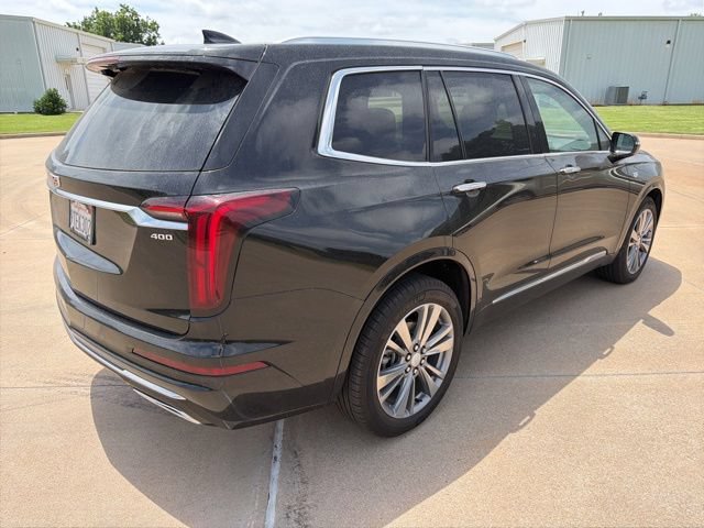Used 2024 Cadillac XT6 Premium Luxury w/ Technology Package FWD image 4