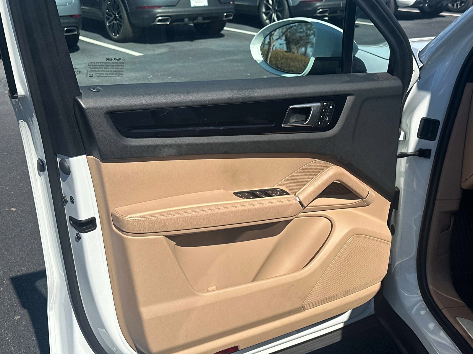 Certified 2023 Porsche Cayenne image 19