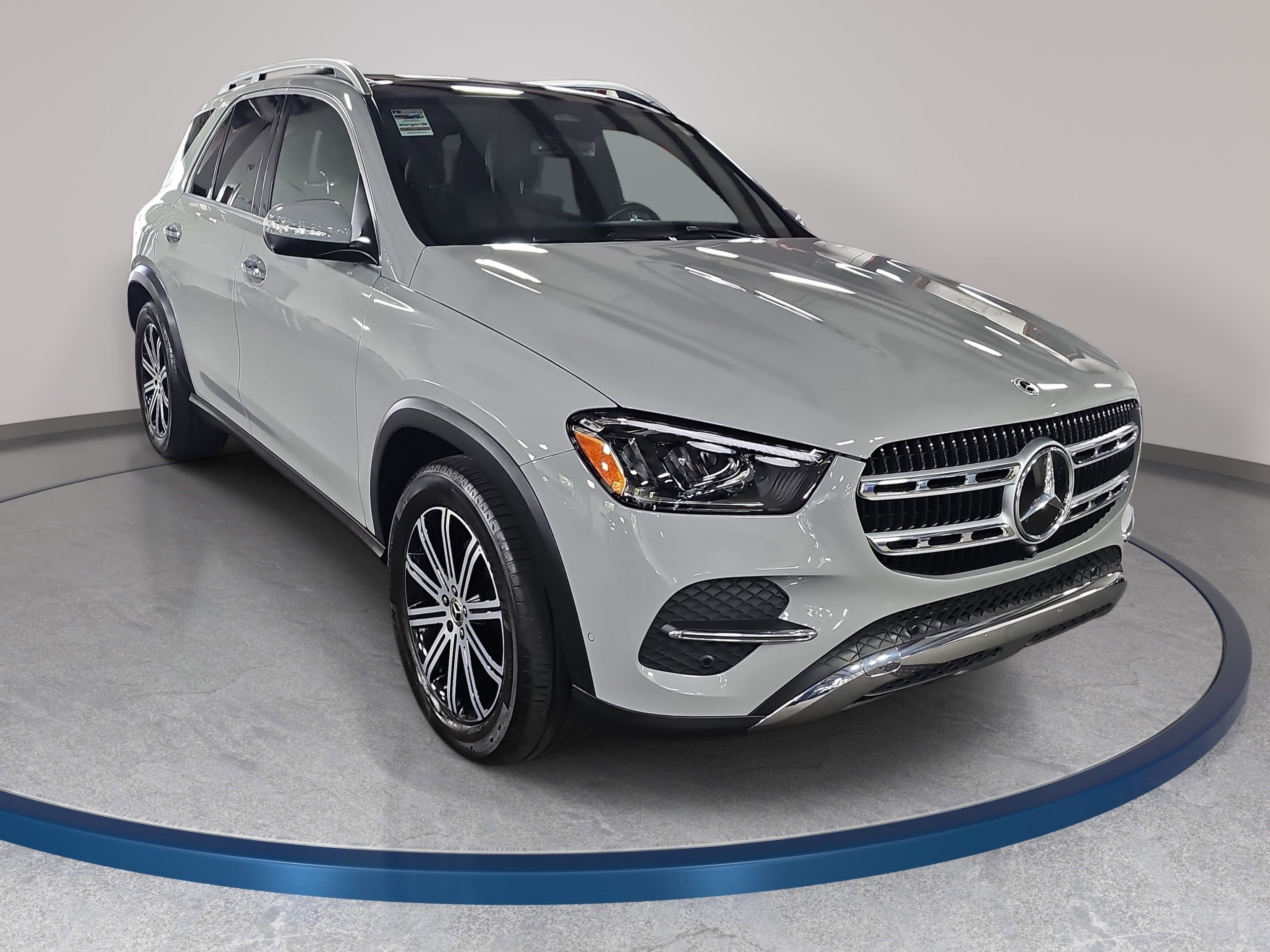Used 2024 Mercedes-Benz GLE 350 4MATIC image 3