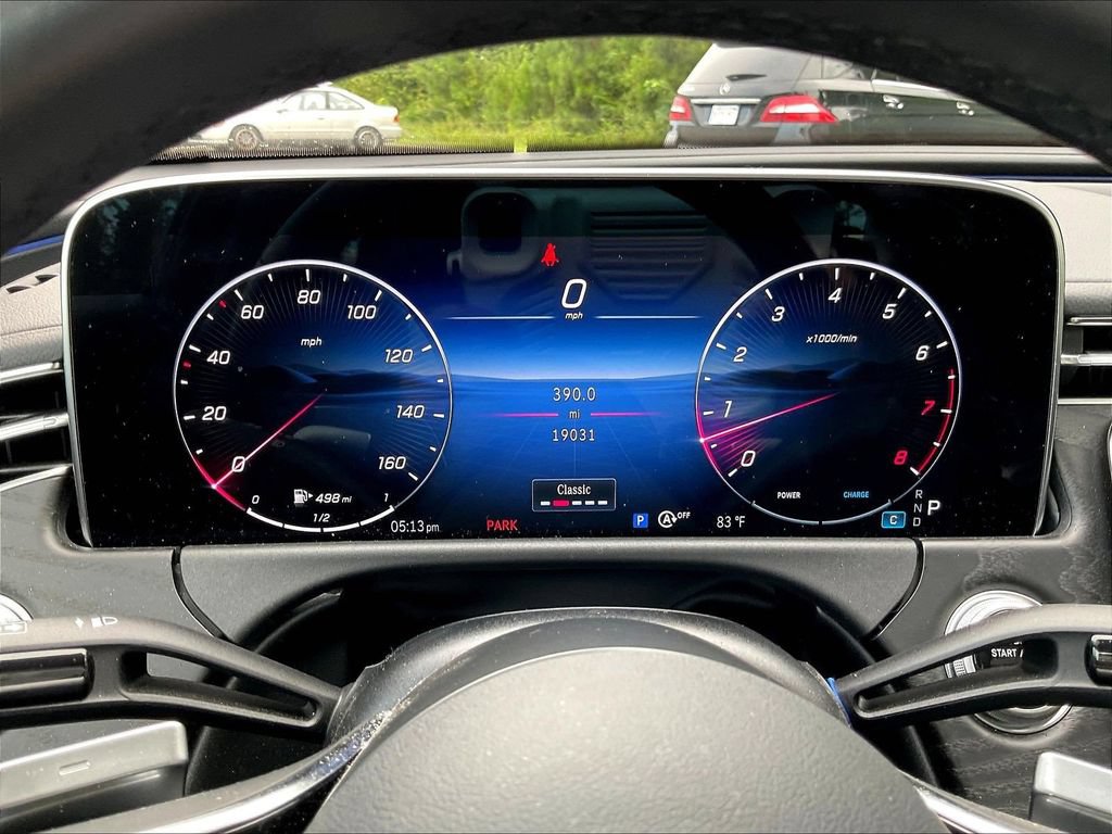 Used 2024 Mercedes-Benz E 350 4MATIC Sedan image 6