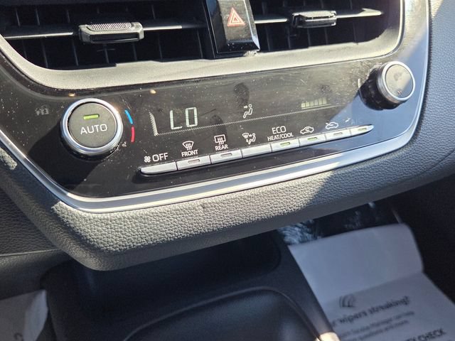 Used 2023 Toyota Corolla LE FWD image 20