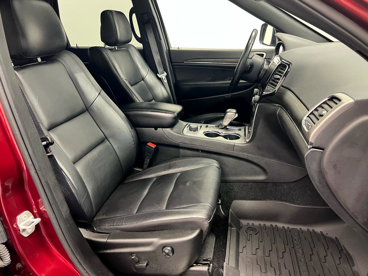 Used 2022 Jeep Grand Cherokee Limited image 13