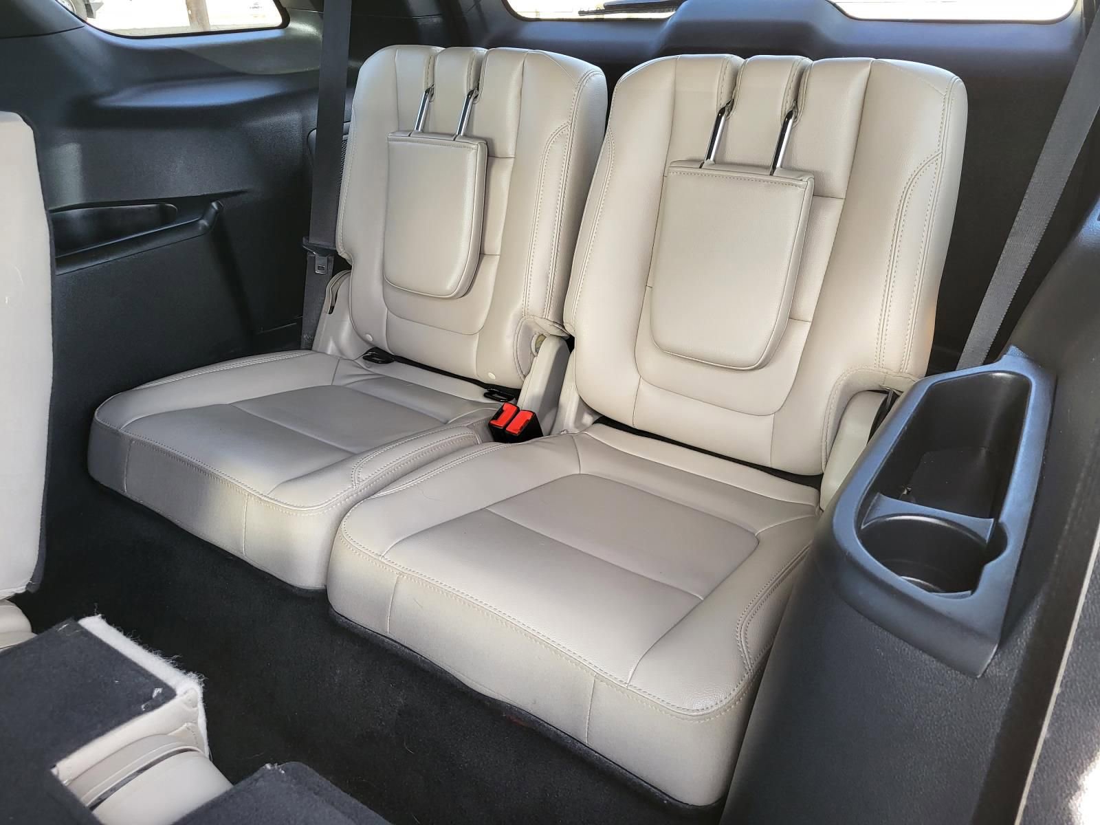 Used 2018 Ford Explorer Limited image 22