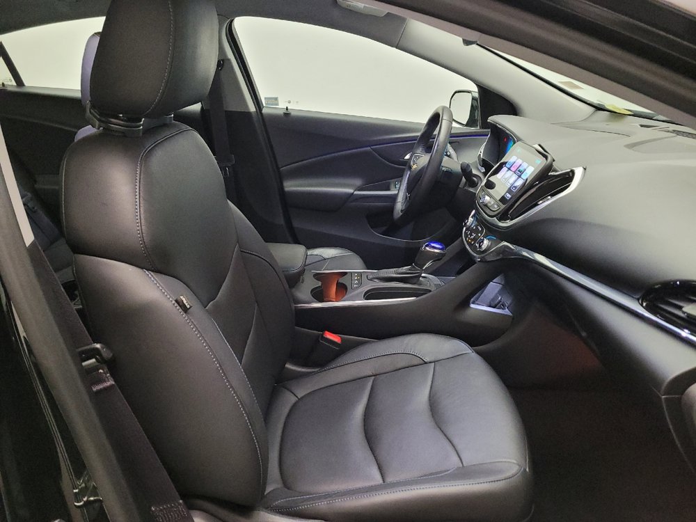 Used 2017 Chevrolet Volt Premier w/ Driver Confidence II Package FWD image 21