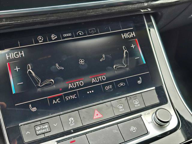 Used 2021 Audi Q7 3.0T Premium Plus w/ Premium Plus Package AWD/4WD image 32