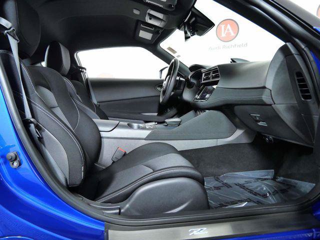 Used 2024 Nissan Z Sport w/ Floor Mat Package RWD image 26