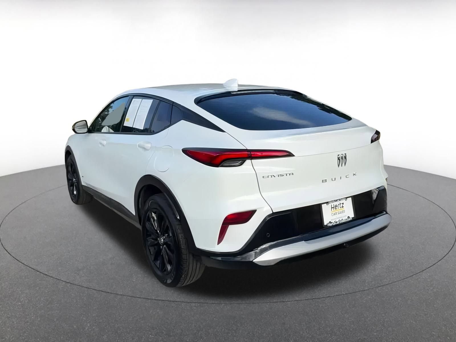 Used 2025 Buick Envista Sport Touring image 11