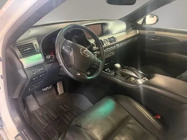 Used 2017 Lexus LS 460 F Sport w/ F Sport Package RWD image 9