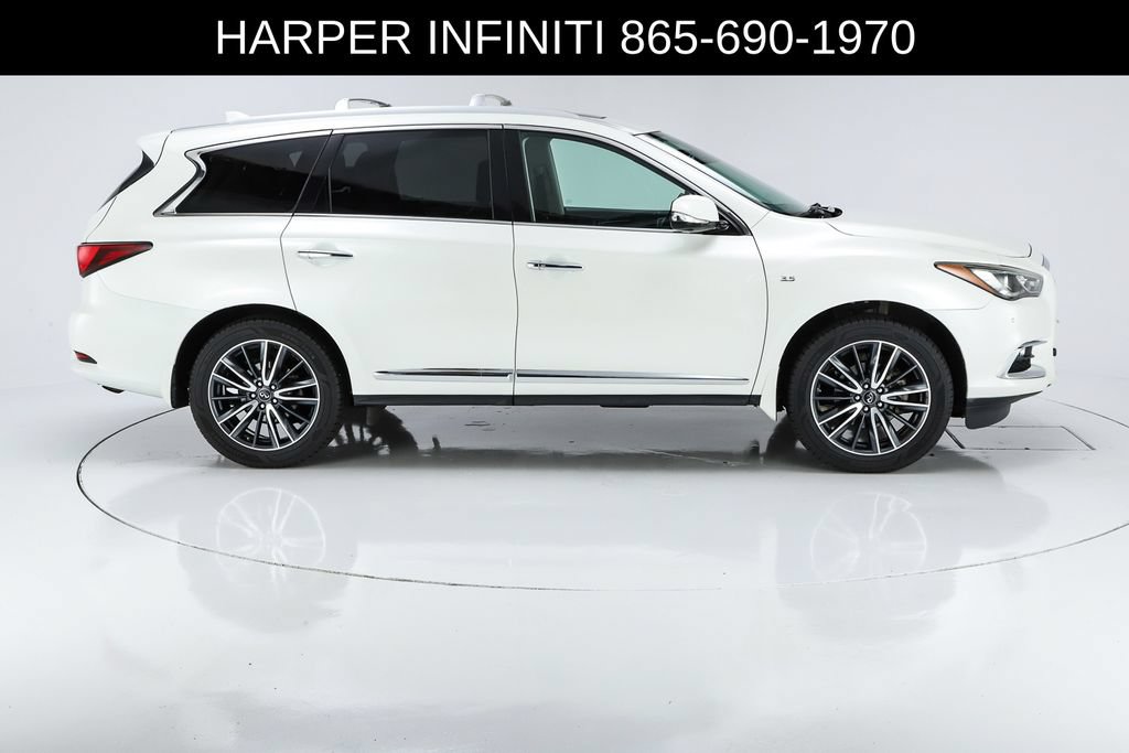 Used 2019 INFINITI QX60 Luxe w/ Sensory Package AWD/4WD image 11