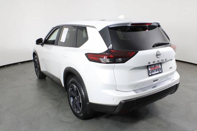 Certified 2024 Nissan Rogue SV FWD image 16