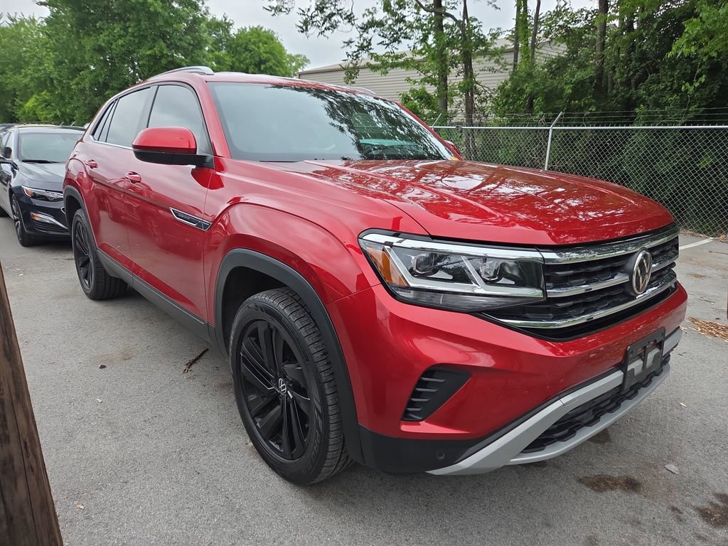 Used 2021 Volkswagen Atlas Cross Sport SE FWD image 1