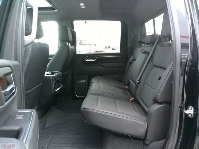 Used 2024 GMC Sierra 3500 Denali w/ Denali Reserve Package image 30