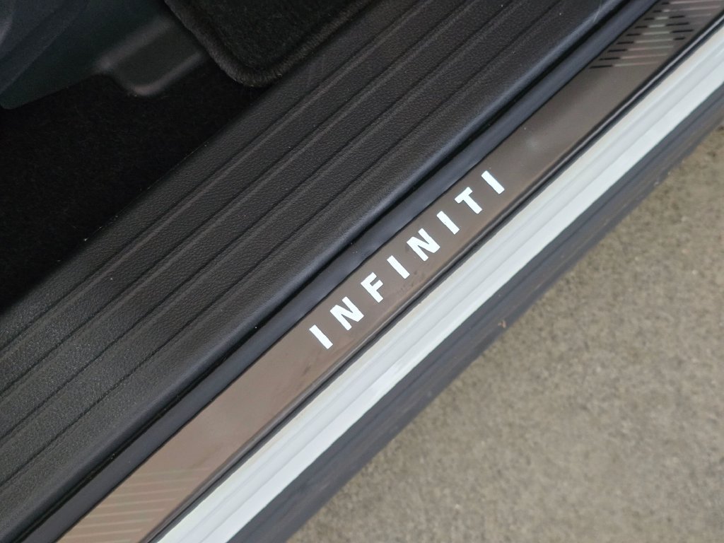 Certified 2024 INFINITI QX60 Sensory w/ Cargo Package AWD/4WD image 30