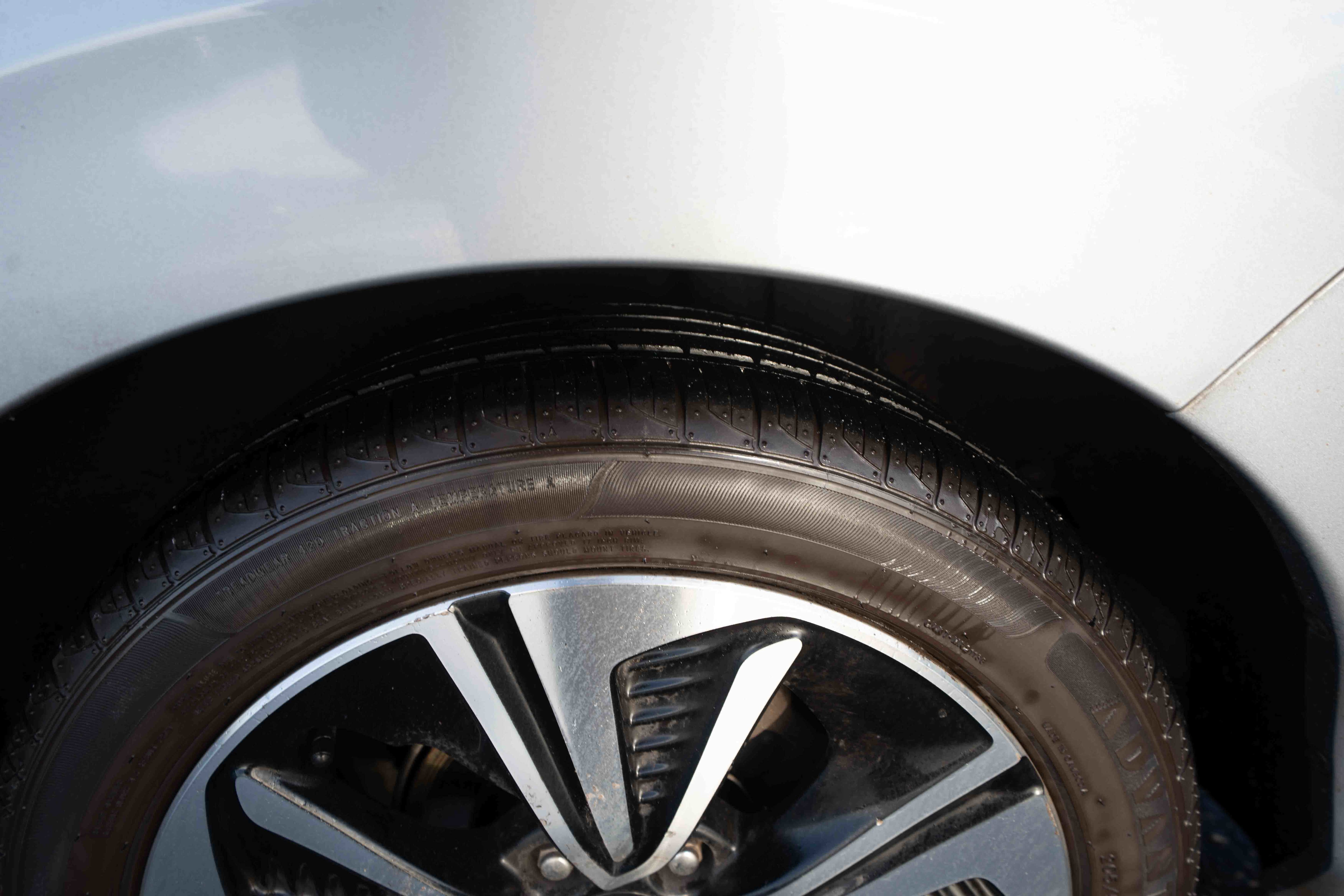 Used 2017 Honda Civic EX-L image 28