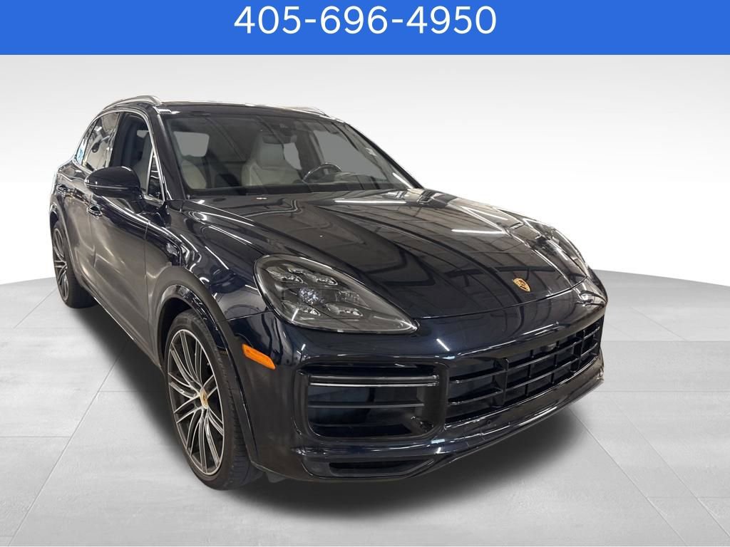 Used 2019 Porsche Cayenne Turbo AWD/4WD image 2