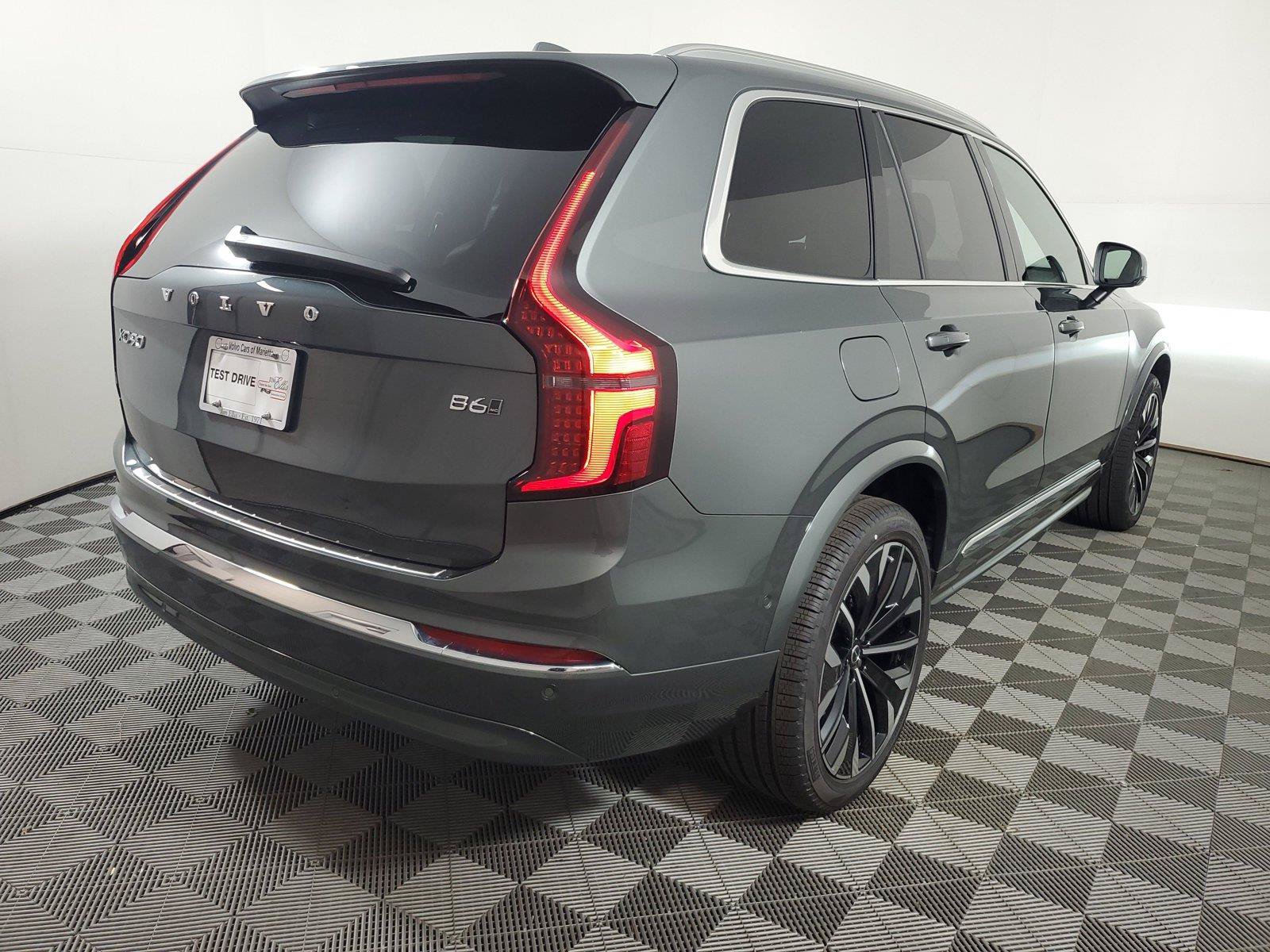 New 2027 Volvo XC90 B6 Ultra AWD/4WD image 6