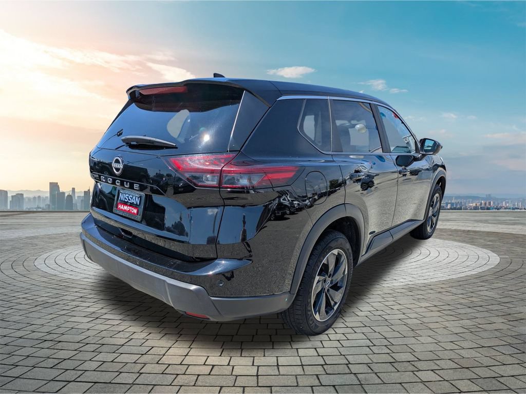 Certified 2025 Nissan Rogue SV FWD image 5