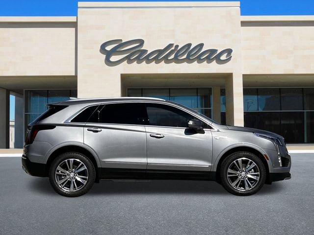 New 2026 Cadillac XT5 Premium Luxury w/ Driver Assist Package FWD image 5