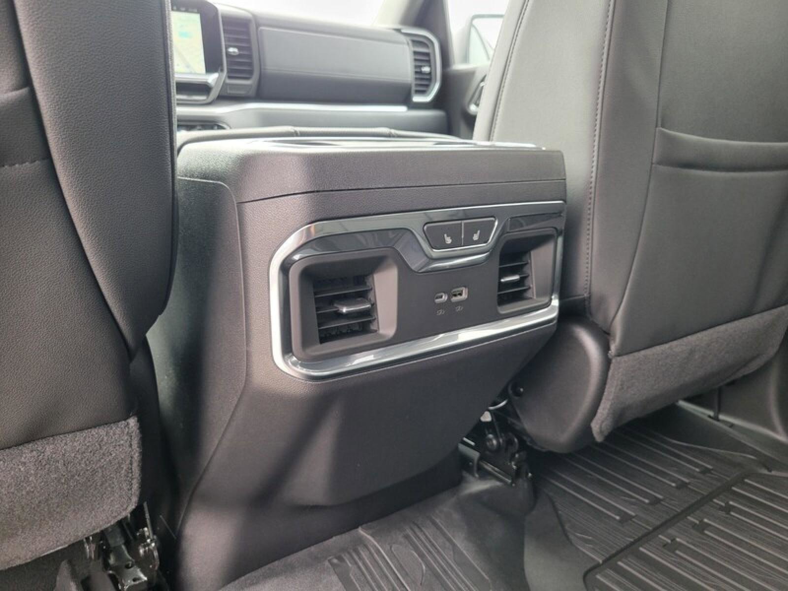 New 2026 GMC Sierra 1500 SLT w/ SLT Premium Plus Package image 30