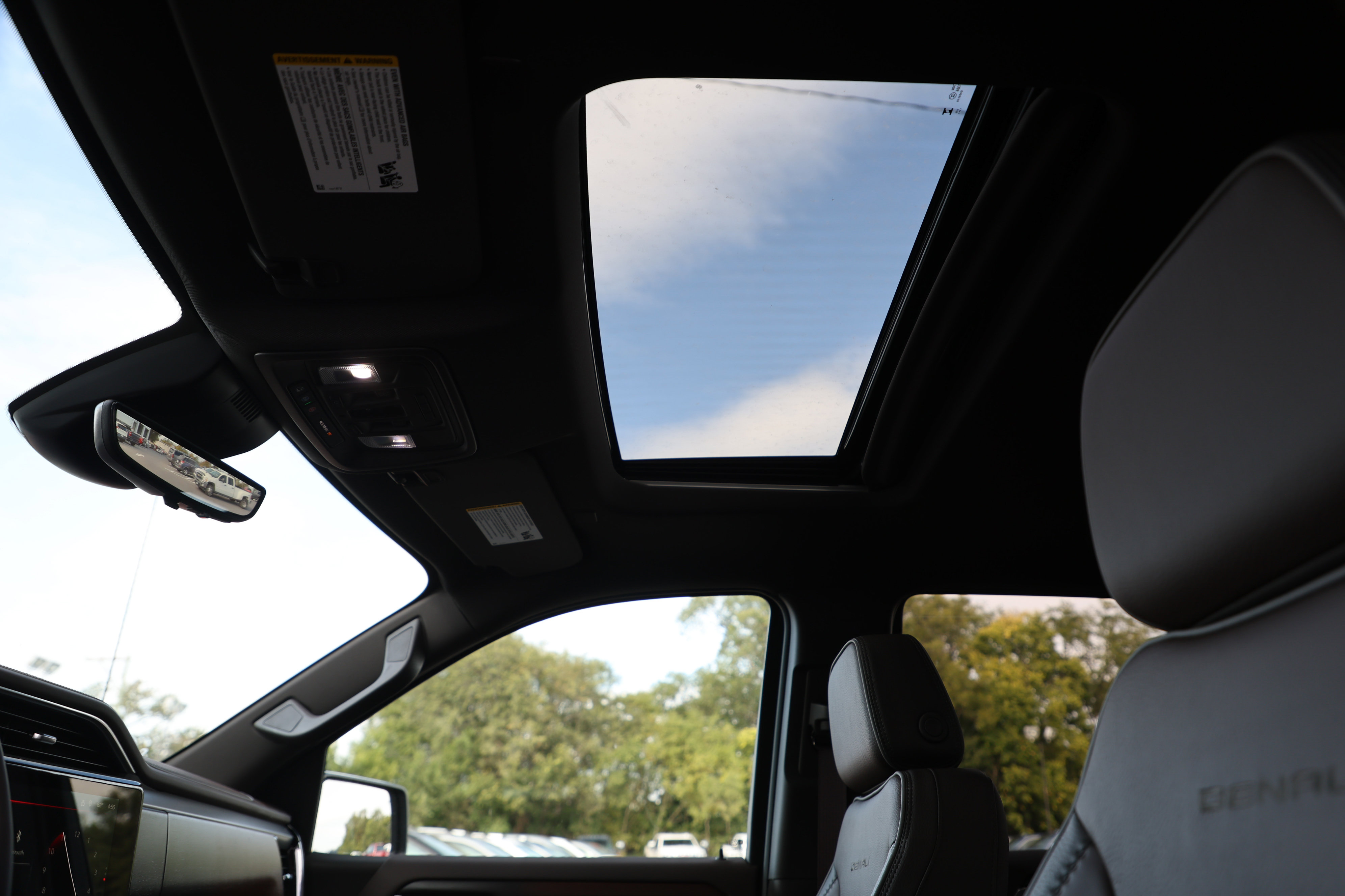 New 2026 GMC Sierra 1500 Denali w/ Denali Reserve Package image 44