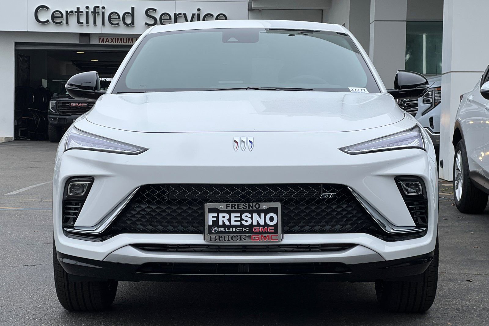 New 2026 Buick Envista Sport Touring w/ Advanced Safety Package image 3