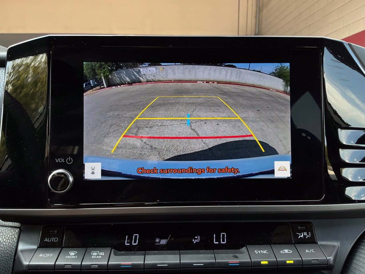 Used 2026 Toyota Camry SE FWD image 33