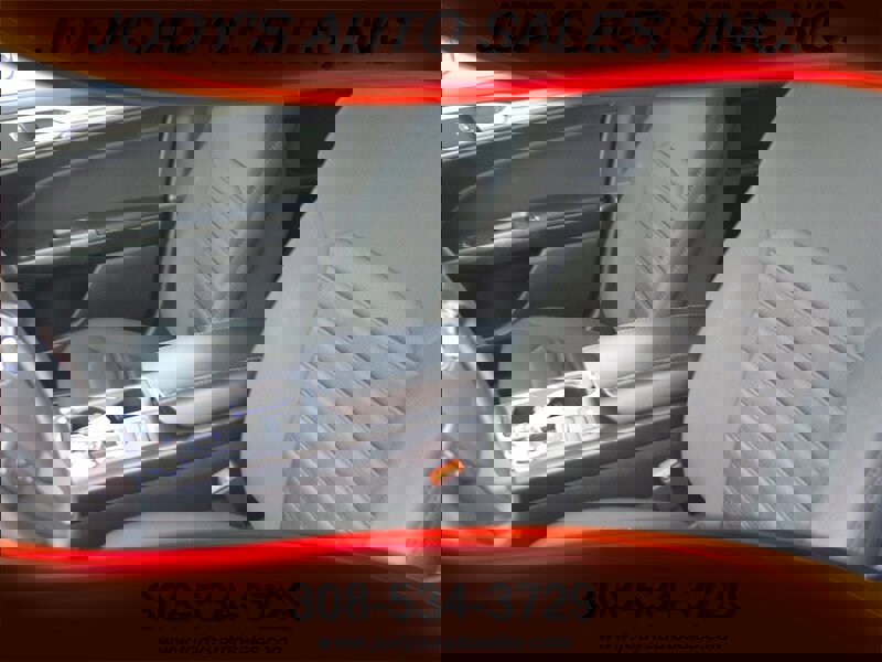 Used 2019 Ford Fusion SE image 5