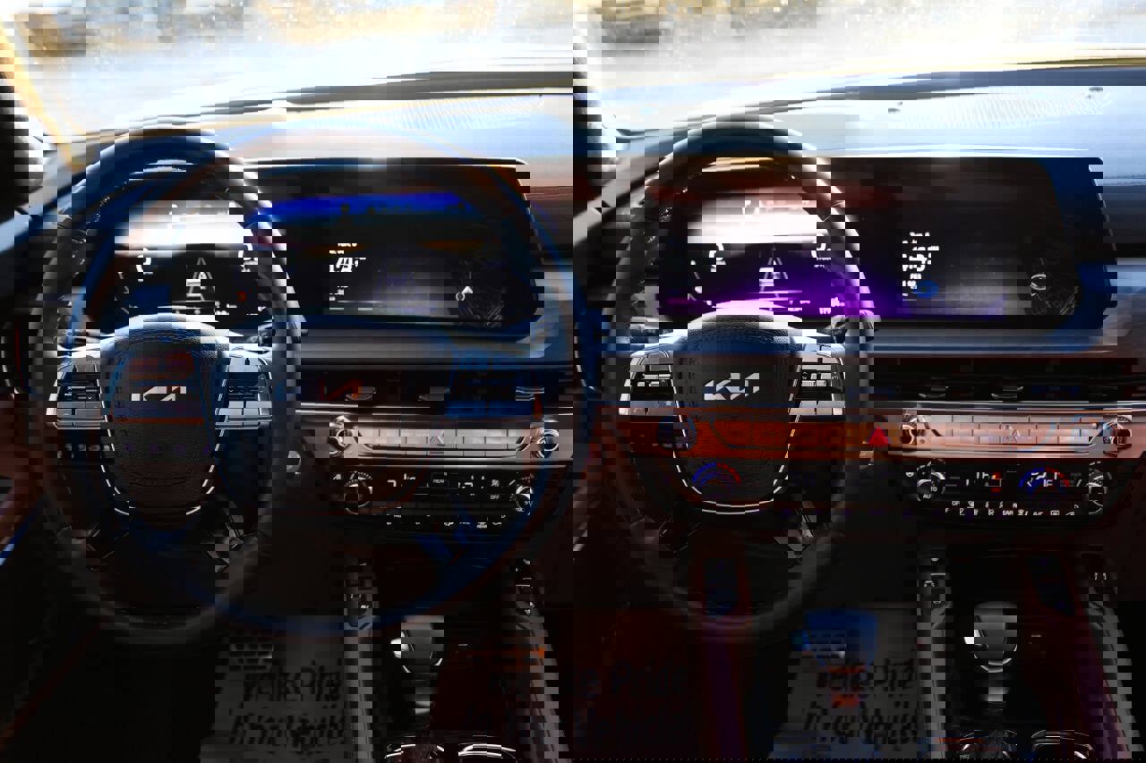 Used 2024 Kia Telluride SX Prestige X-Pro image 24