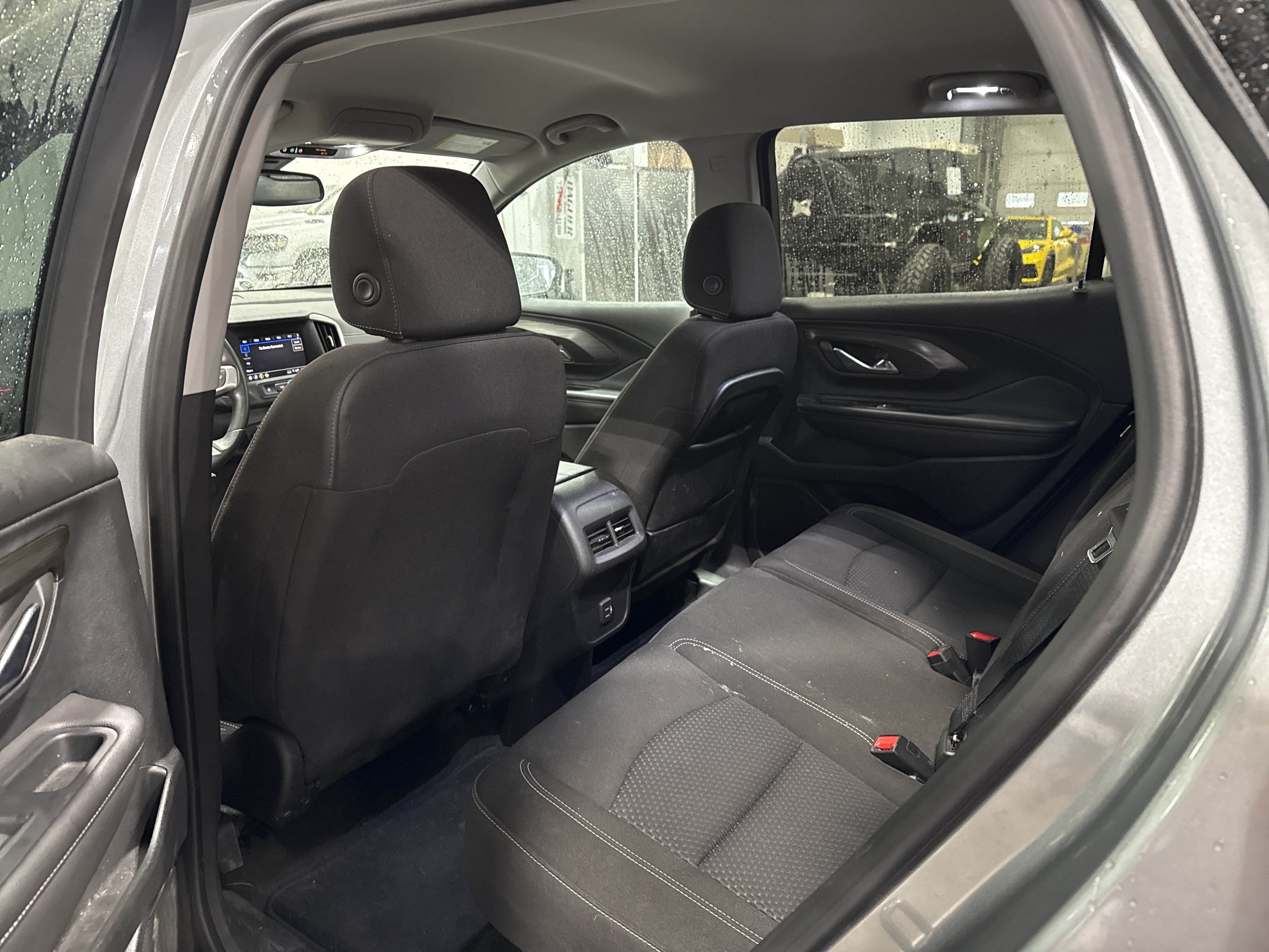 Used 2023 GMC Terrain SLE w/ Driver Convenience Package AWD/4WD image 8