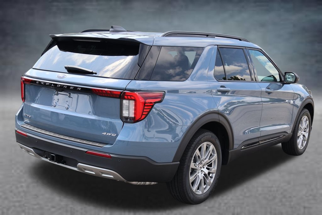 New 2026 Ford Explorer Active w/ Active Comfort Package AWD/4WD image 3