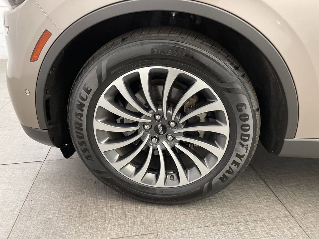 Used 2021 Lincoln Aviator Reserve w/ Equipment Group 201A RWD image 10