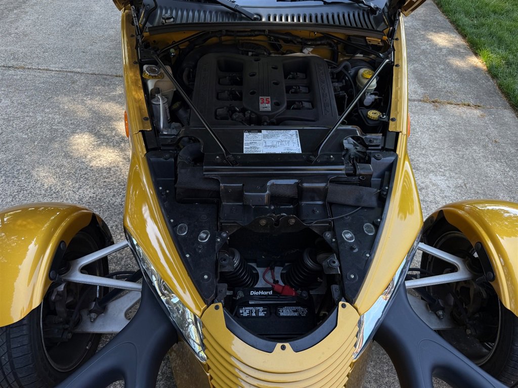 Used 2002 Chrysler Prowler image 67
