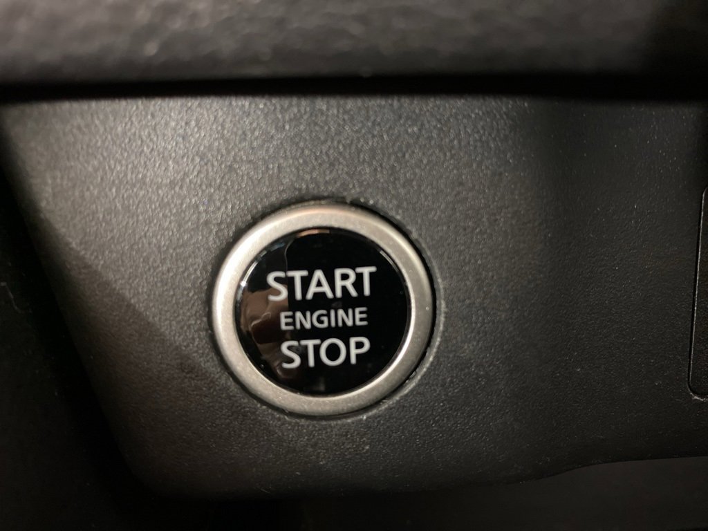 Used 2023 Nissan Rogue S image 21