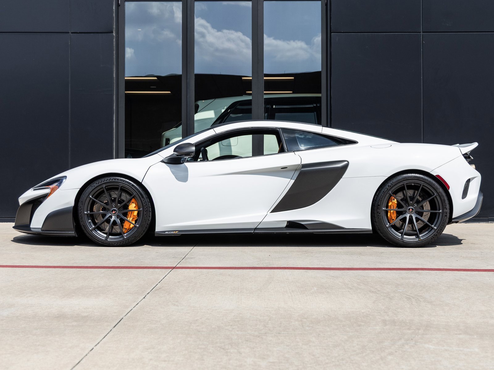 Used 2016 McLaren 675LT Coupe image 10