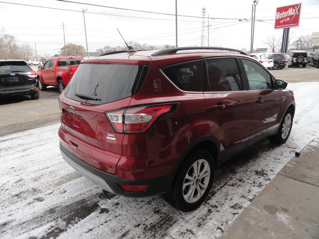 Used 2018 Ford Escape SEL FWD image 3