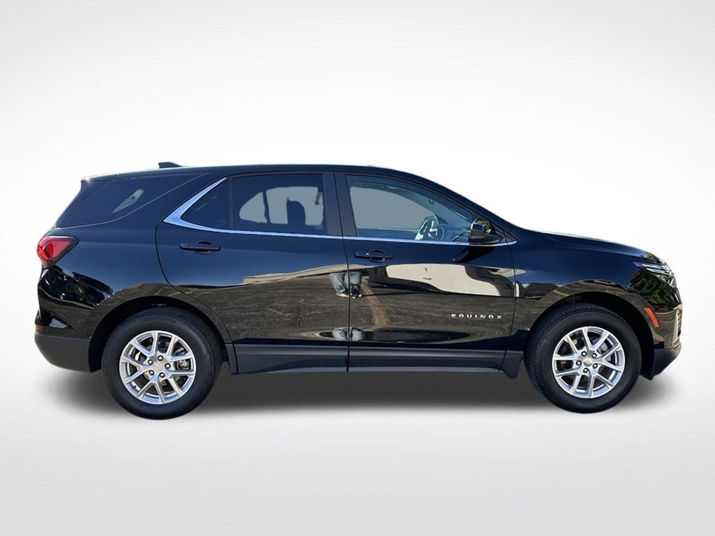 Used 2024 Chevrolet Equinox LT AWD/4WD image 7