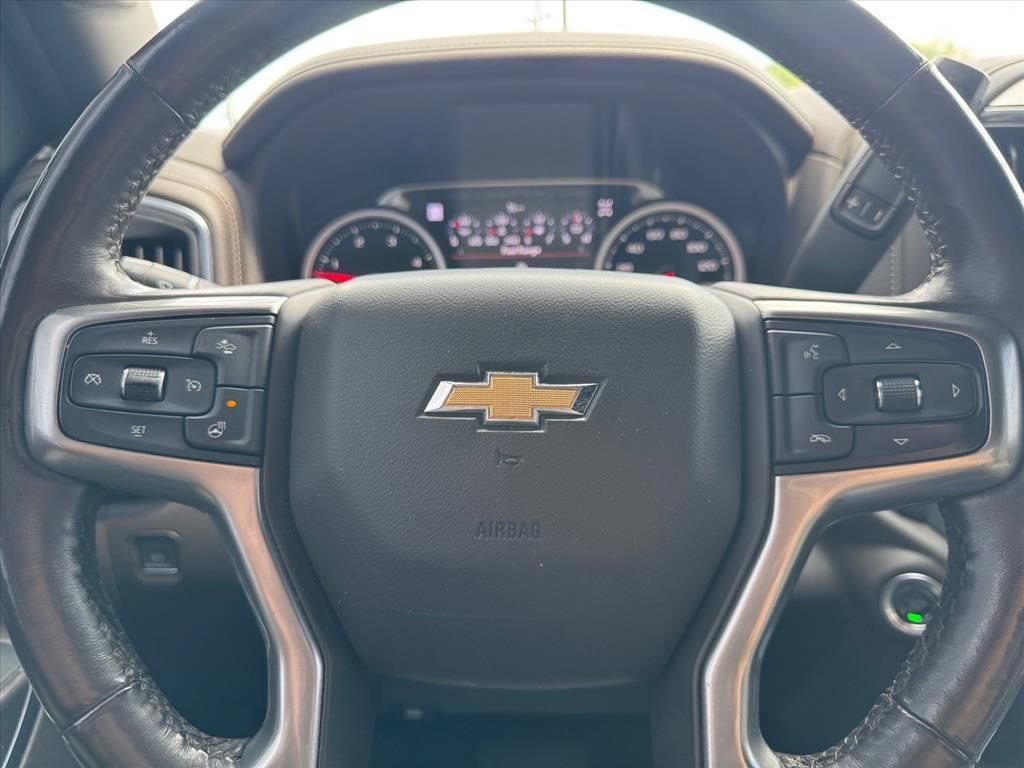 Used 2022 Chevrolet Silverado 2500 LTZ w/ LTZ Convenience Package AWD/4WD image 19
