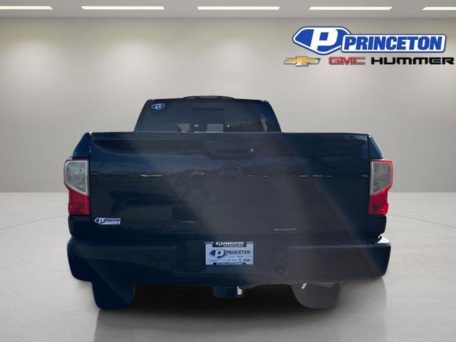 Used 2018 Nissan Titan SL w/ Midnight Edition image 6